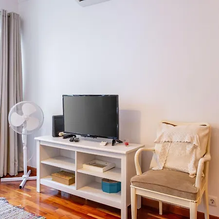 Central, Com Estacionamento Gratuito Лиссабон